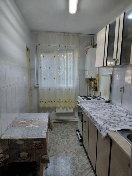 Garsonieră decomandată în Micro 21