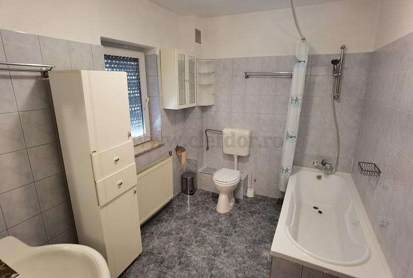 Casă individuală cu 3 camere cu Canalizare în Iancu Nicolae