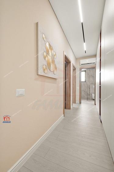 Apartament cu 3 camere decomandat, mobilat în