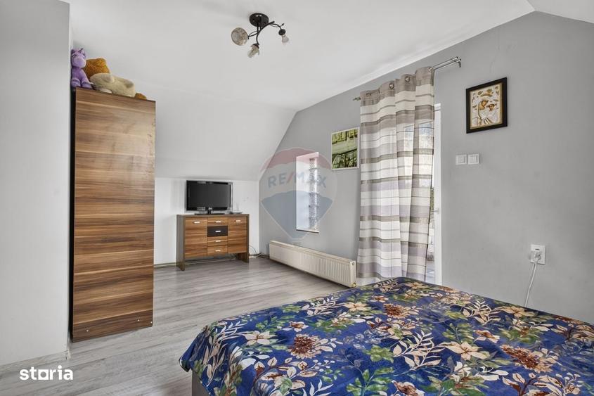 Casă cu 4 camere în Central