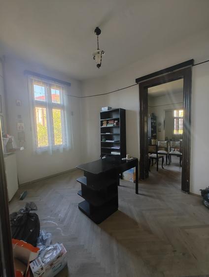 Apartament cu 3 camere circular în Unirii