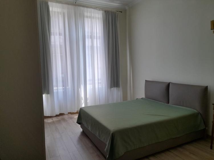 Vând apartament  - 5
