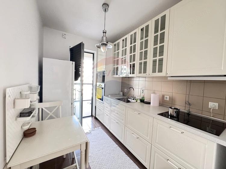 Apartament cu 2 camere decomandat în Splaiul Unirii