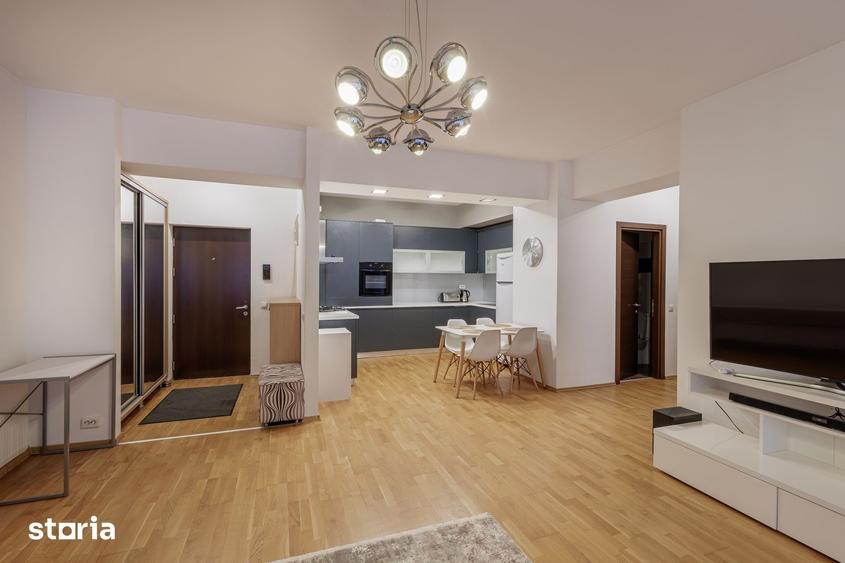 Apartament cu 3 camere, mobilat în Central