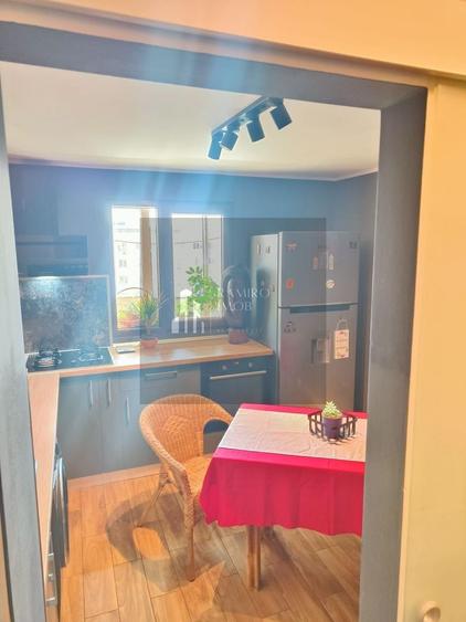 Apartament cu 2 camere decomandat în Apărătorii Patriei