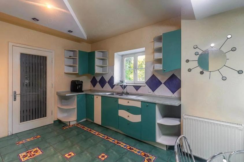 Casă cu 2 camere cu Teren 607 Mp în Central