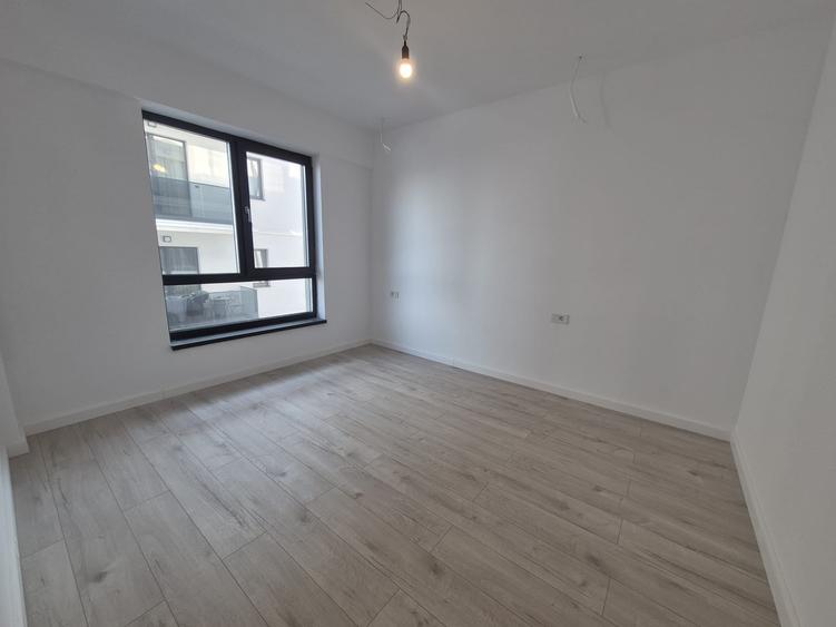 Apartament cu 3 camere decomandat în Galata