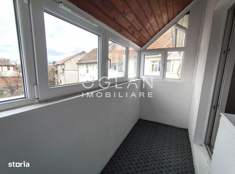 Apartament cu 4 camere decomandat în Ultracentral