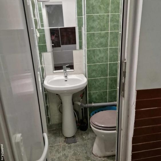 Apartament cu 2 camere semidecomandat în 1 Mai