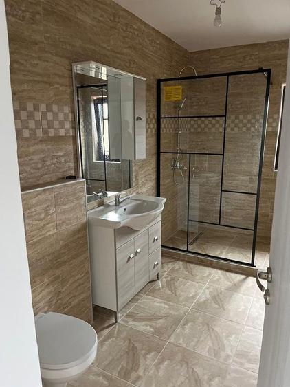Casă individuală cu 4 camere cu Canalizare în Snagov