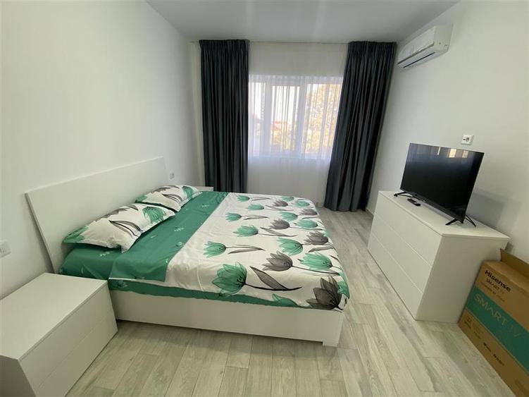 Apartament cu 3 camere decomandat, mobilat în Ultracentral