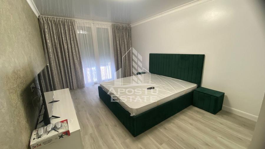 Apartament cu 2 camere decomandat în P-ța Unirii