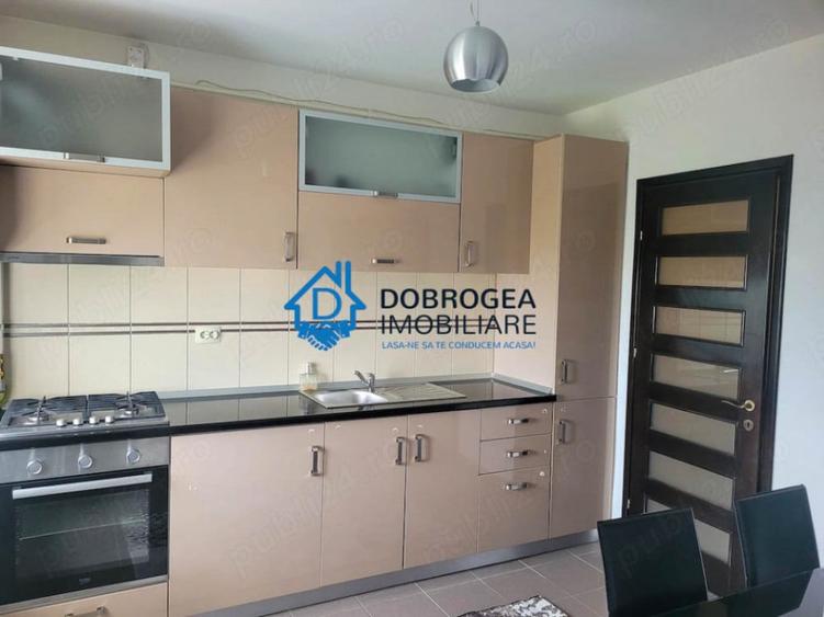 Apartament cu 2 camere decomandat în Păcii