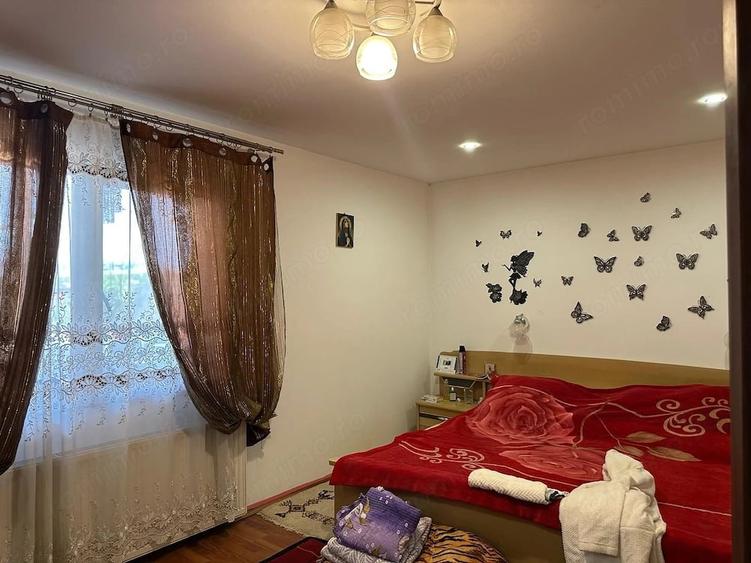 Casă cu 2 camere cu Teren 1507 Mp în Giarmata