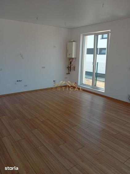 Casă cu 3 camere cu Teren 335 Mp în Vidra