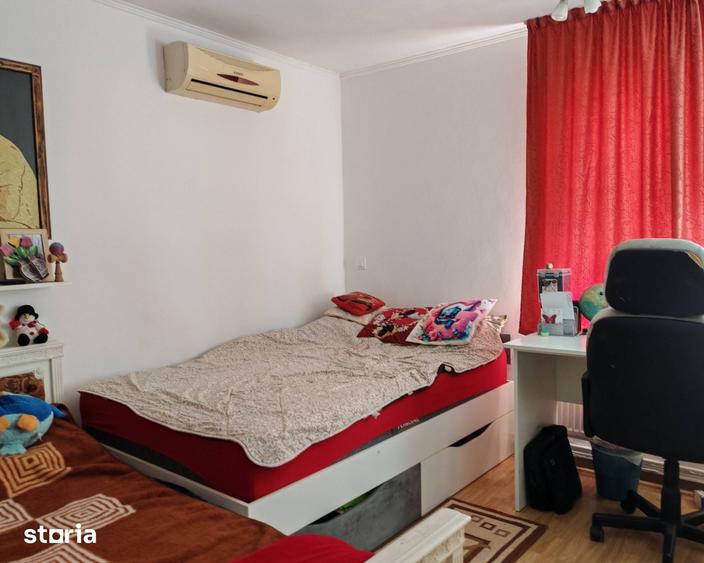 Casă cu 3 camere cu Teren 700 Mp în Central