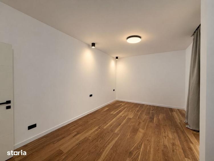 Casă cu 4 camere în Odăile