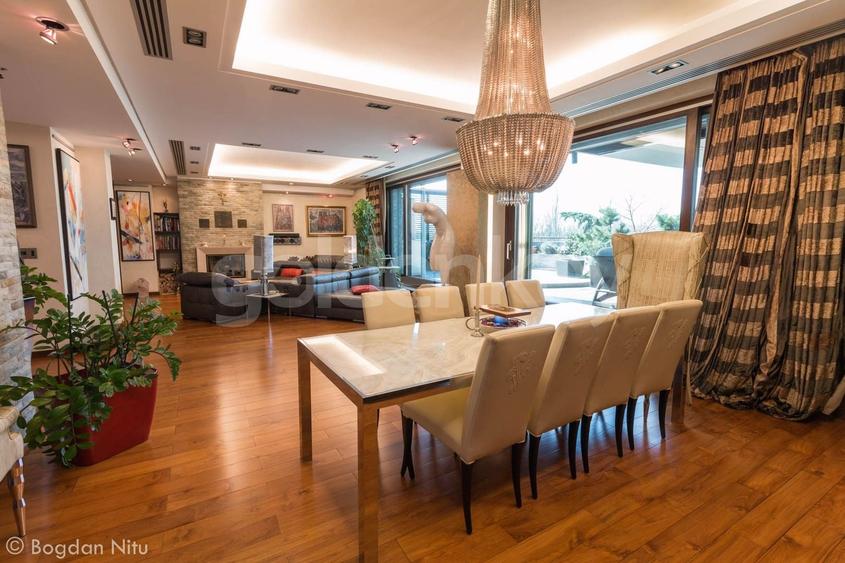 Penthouse cu 7 camere decomandat, mobilat în Șoseaua Nordului