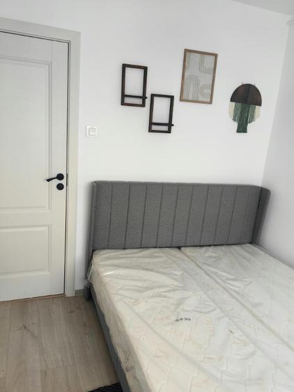 Apartament cu 2 camere decomandat în Crângași