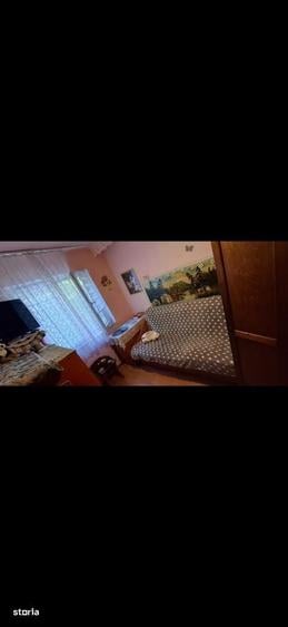 Apartament cu 3 camere în Stana