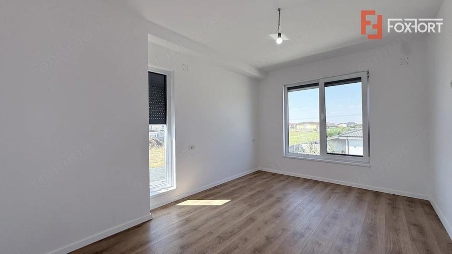 Duplex de vanzare, 5 camere despartit, cu toate utilitatile zona LIDL - Mosnita - 14