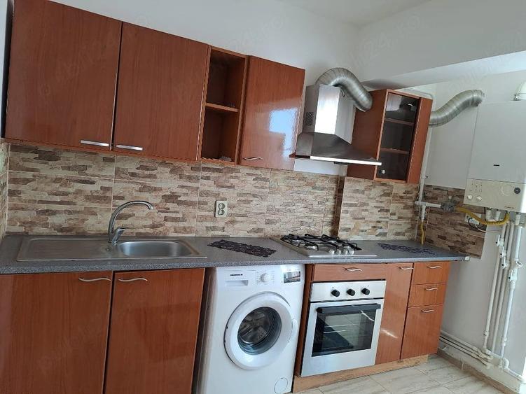 Garsonieră decomandată în Buzaului