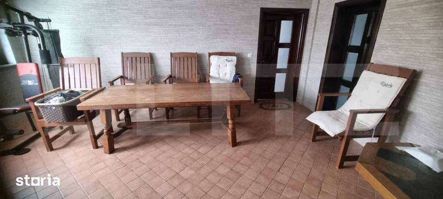 Casă cu 4 camere cu Teren 7000 Mp în Mitocu Dragomirnei