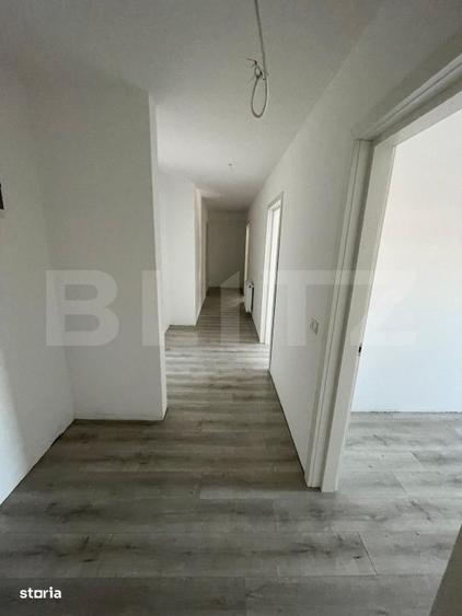 Apartament cu 3 camere decomandat în Albești