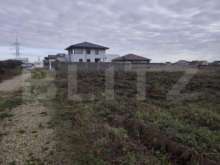 Teren Construcții intravilan de 377 mp, în Nufărul