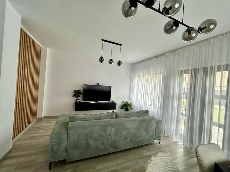 Casă cu 4 camere cu Teren 420 Mp în Miroslava