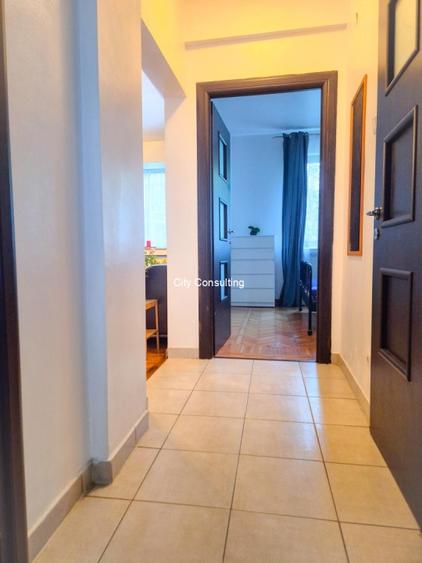 Apartament cu 3 camere, mobilat în Cișmigiu