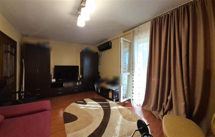 2 camere, Aviatiei - 6