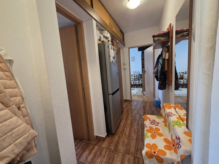 Apartament cu 2 camere nedecomandat, mobilat în Mircea cel Bătrân