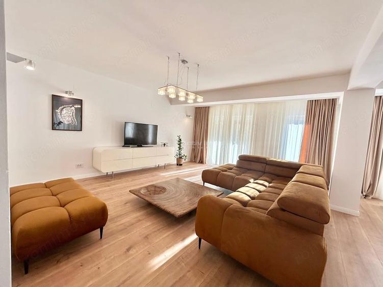Casă cu 4 camere cu Teren 178 Mp în Central