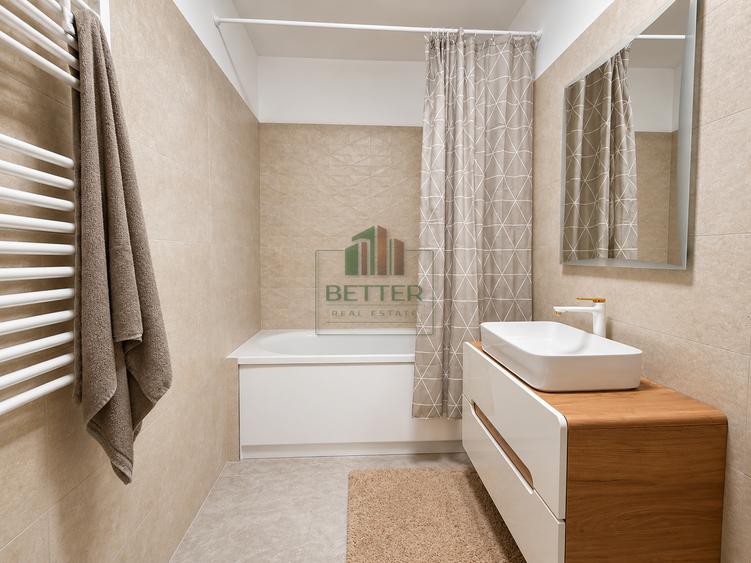 Apartament cu 3 camere semidecomandat în Vest