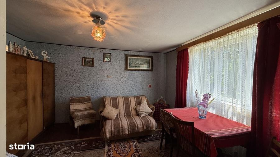 Casa din zidarie, cu teren 505 mp, zona BTT - 7