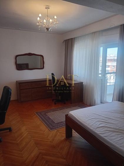 Apartament cu 2 camere, mobilat în Central