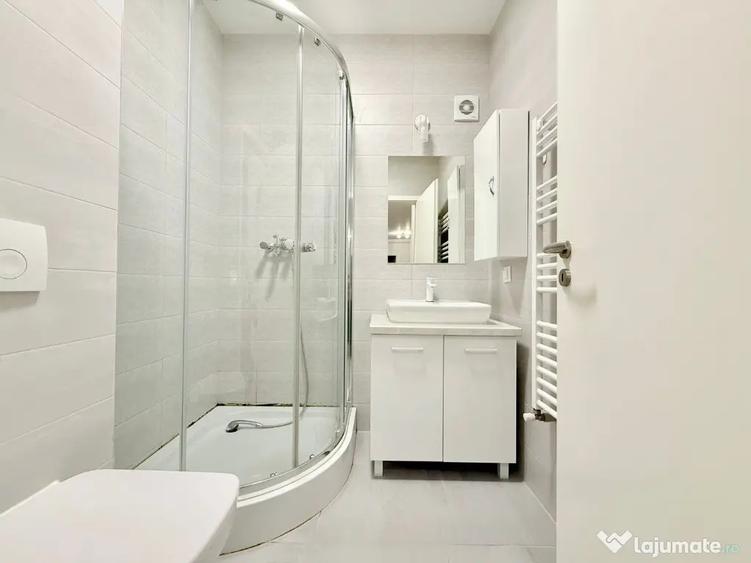 Apartament cu 3 camere decomandat în Avantgarden