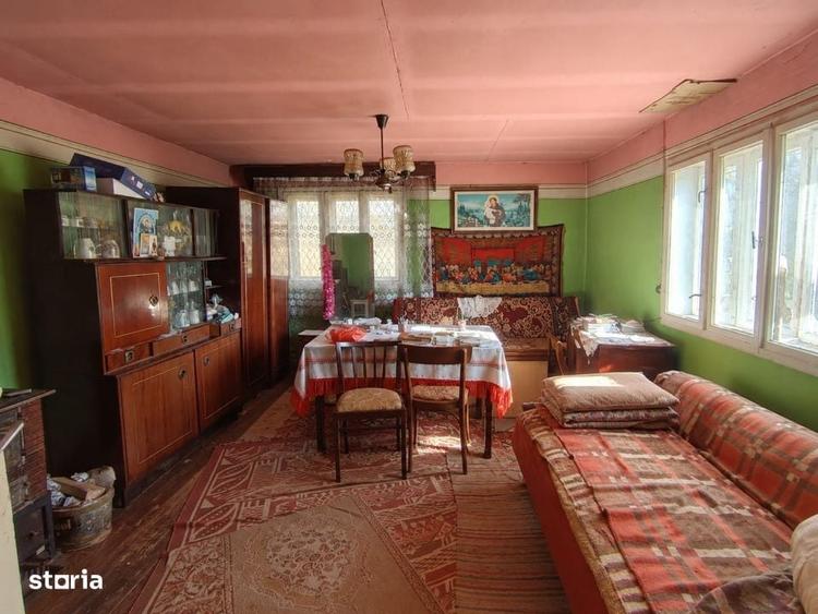 Casă cu 2 camere în Surdești