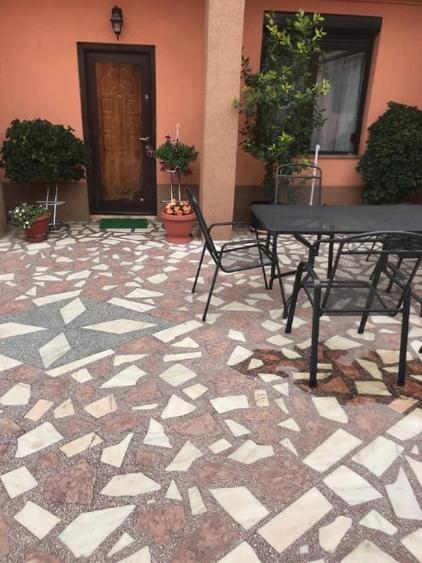 Casă individuală cu 4 camere cu Teren 1400 Mp în Ghiroda