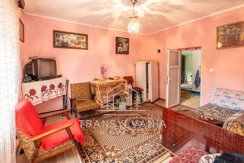 Casă cu Teren 1425 Mp în Năsal