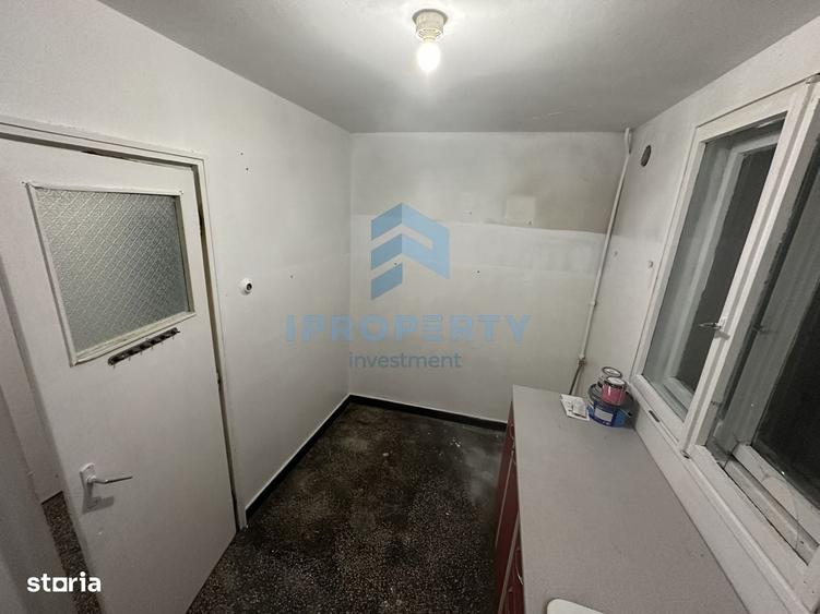 Apartament cu 3 camere semidecomandat în Central