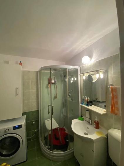 Apartament cu 3 camere decomandat în Dristor