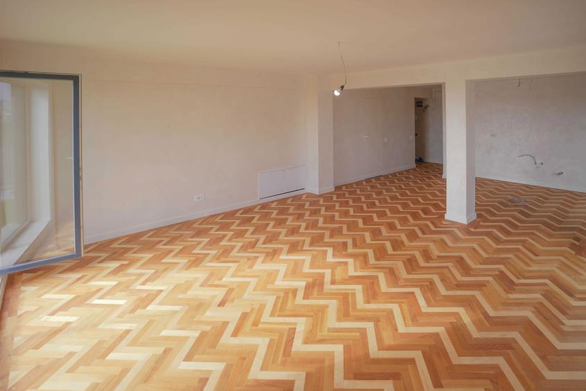 Apartament cu 3 camere decomandat în Unirii