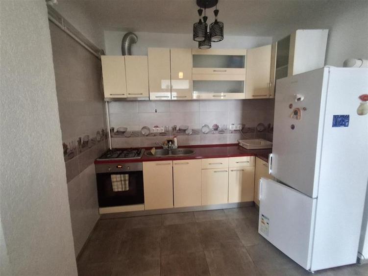 Apartament cu 2 camere semidecomandat în Exterior Sud