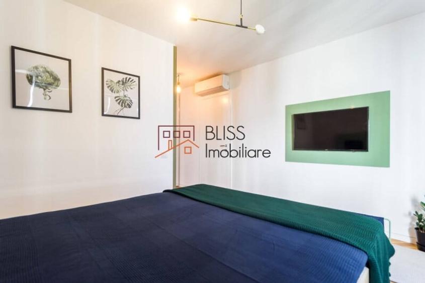 Apartament cu 4 camere decomandat în Victoriei