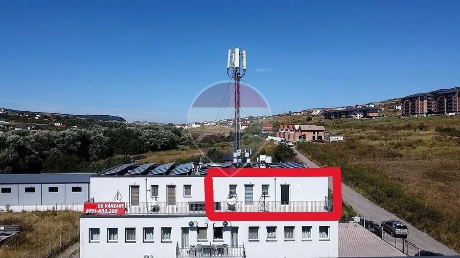 Apartament cu 2 camere semidecomandat în Chinteni