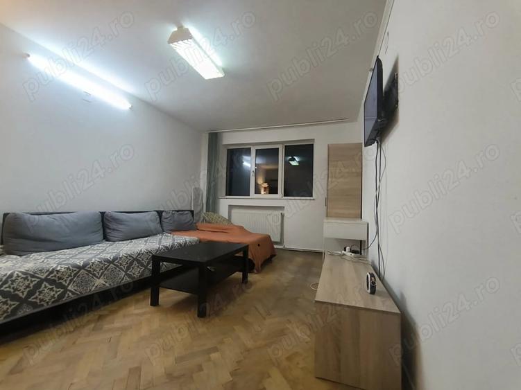 Apartament cu 2 camere decomandat în Est