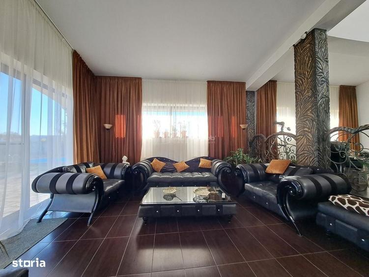 Casă cu 4 camere cu Teren 2500 Mp în Samurcași