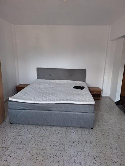 Garsonieră decomandată, mobilată în Central